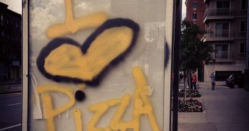 i love pizza graffiti via amandaplasencia